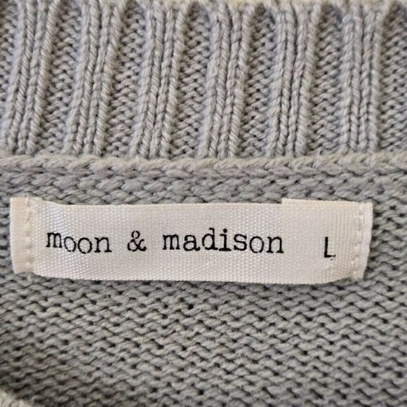 Moon & Madison Sunday Funday Football Sweater Cotton Blend Size L - Picture 3 of 4